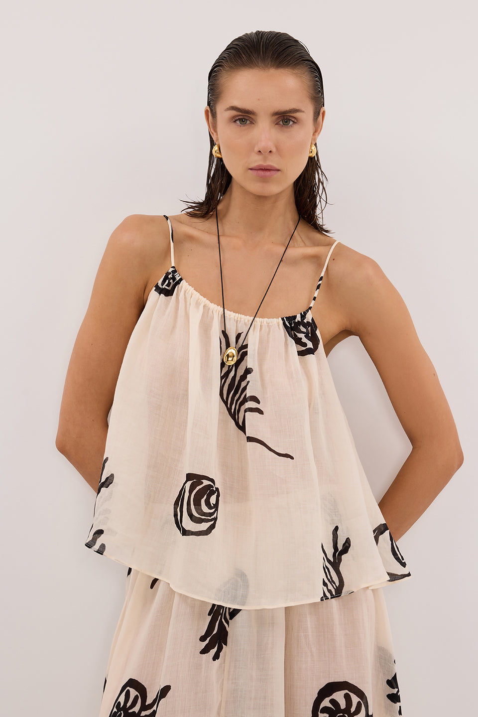 POSITANO SANDSTONE SLEEVELESS RAMIE TOP