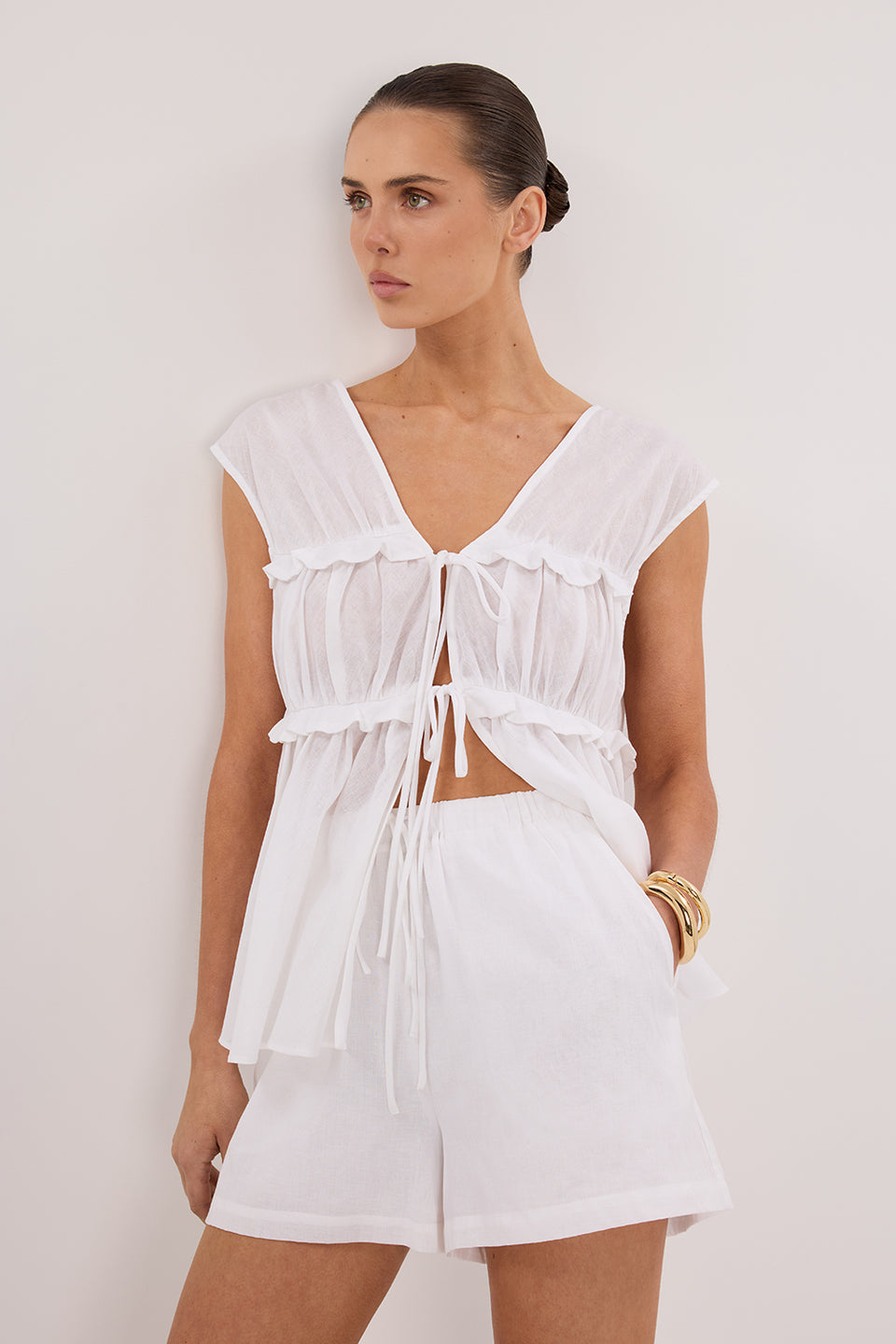 QUINN WHITE LINEN SHORT