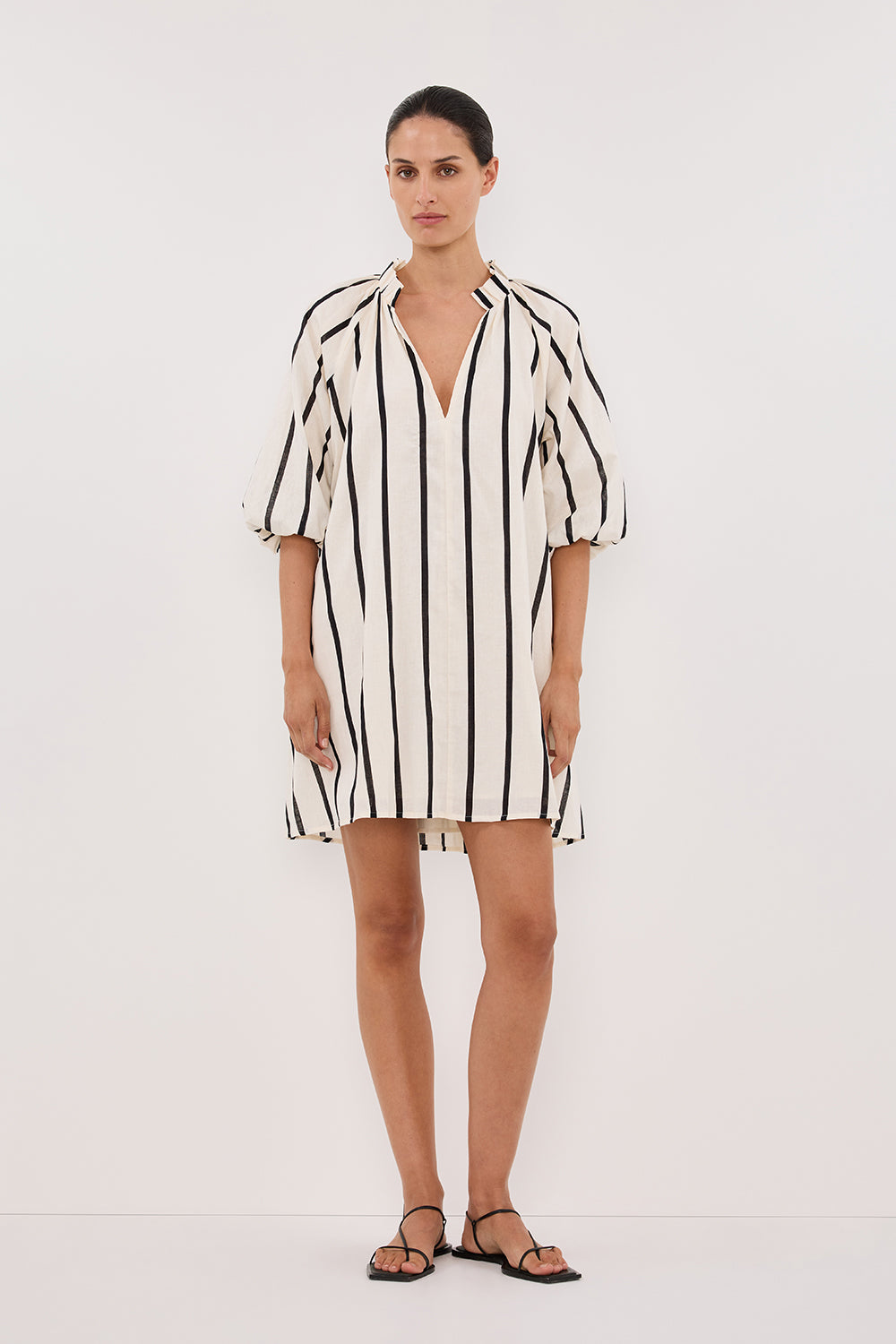 ELLIOT CREAM STRIPE SMOCK DRESS DISSH ELLIOT CREAM STRIPE SMOCK DRESS DISSH