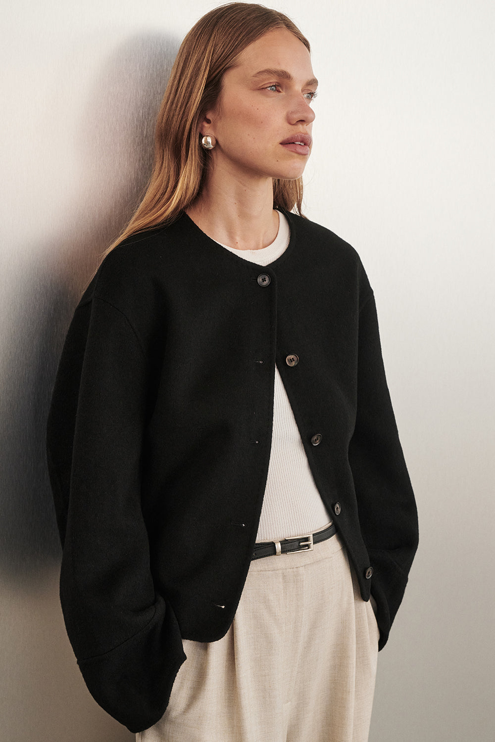 JACLYN BLACK CROPPED WOOL BLEND COAT – DISSH