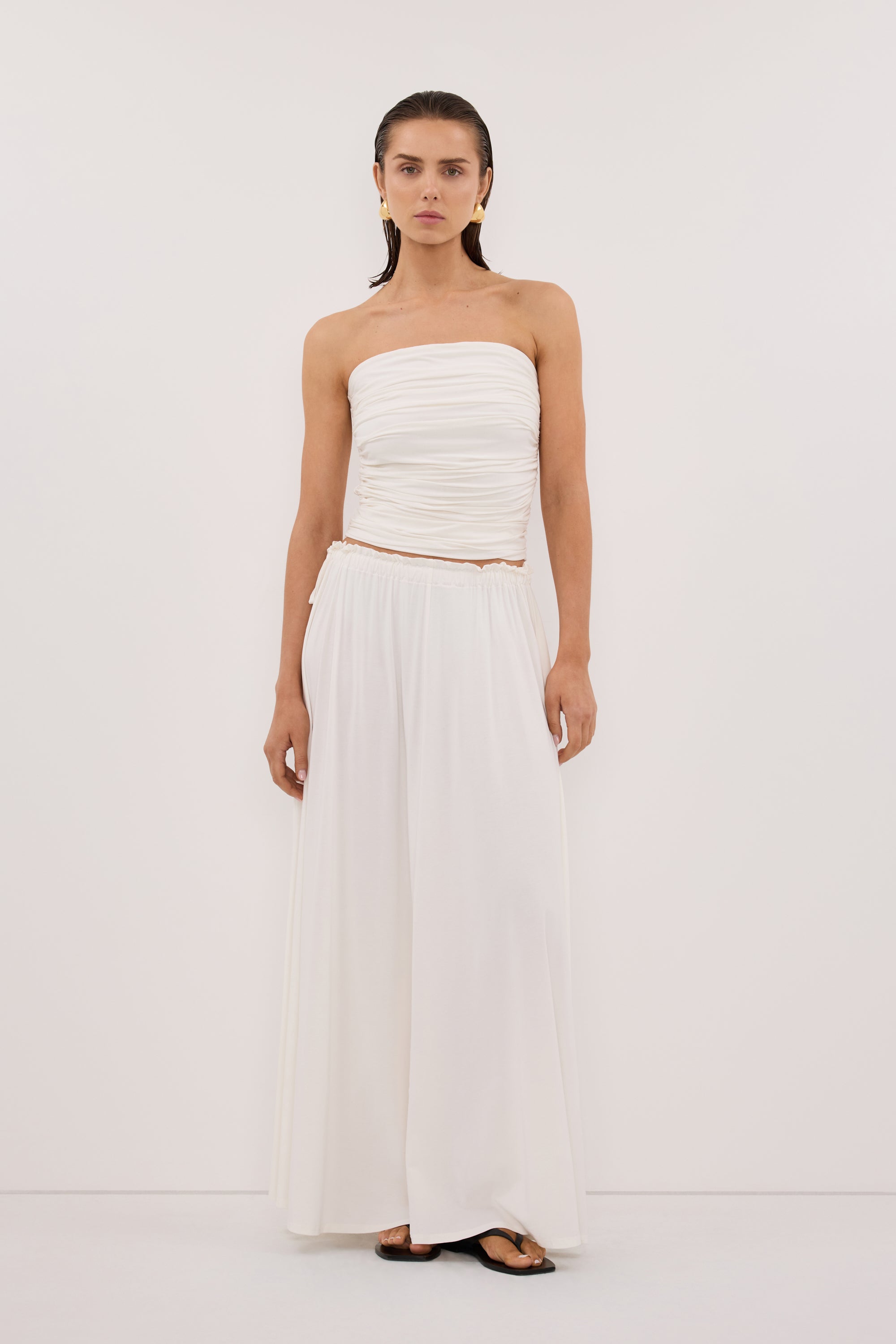 Shari Strapless Bandeau Top in White by Dissh