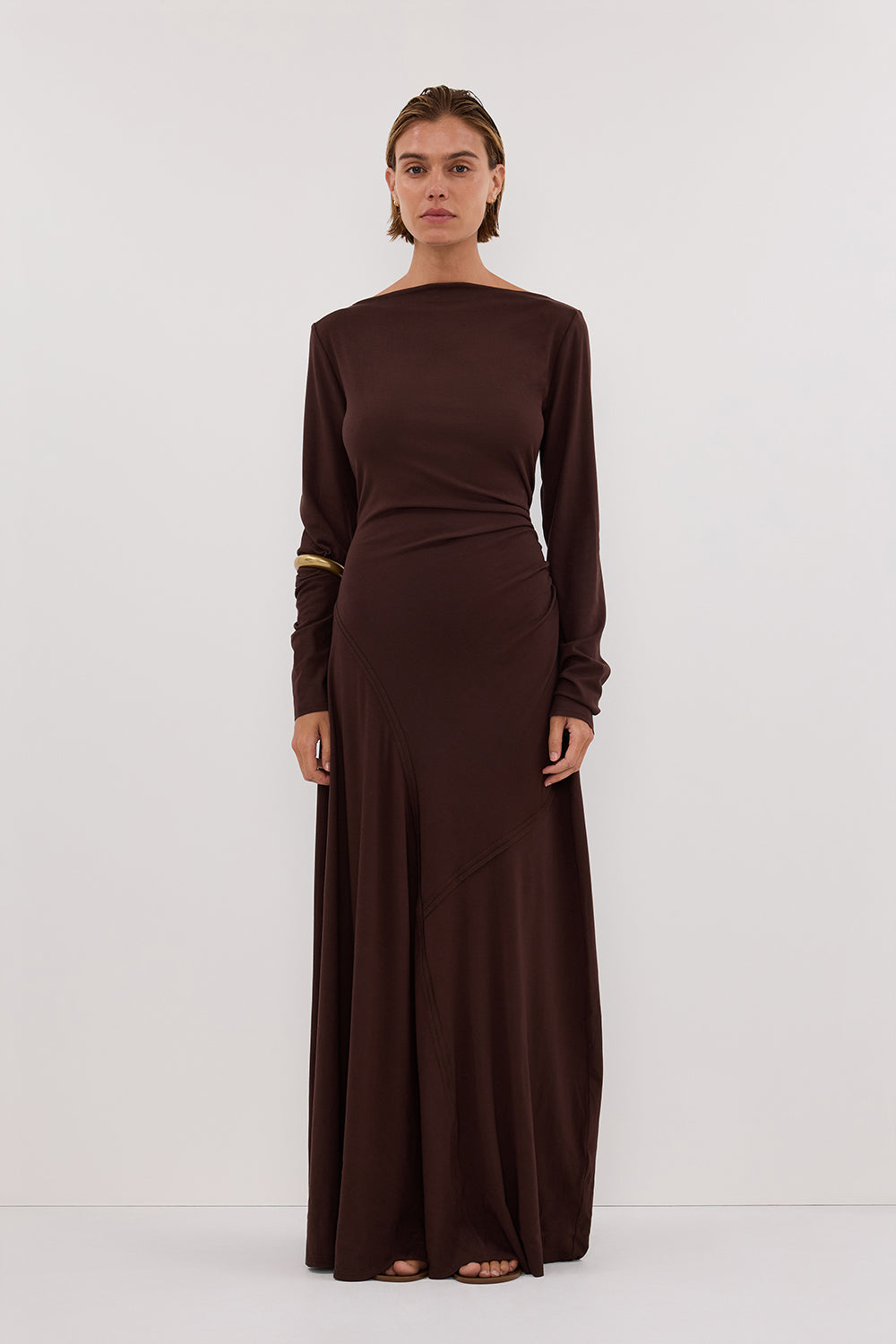 HADLEY CHOC SLEEVED MAXI DRESS DISSH HADLEY CHOC SLEEVED MAXI DRESS DISSH