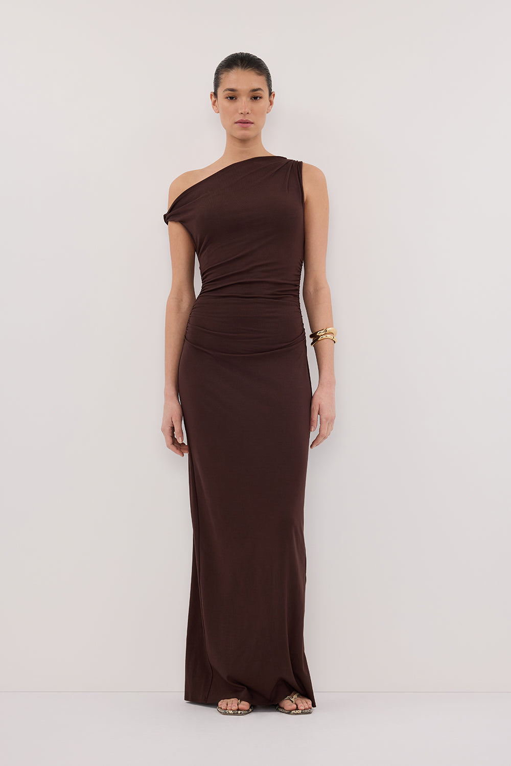INEZ CHOC SLEEVELESS KNIT DRESS – DISSH