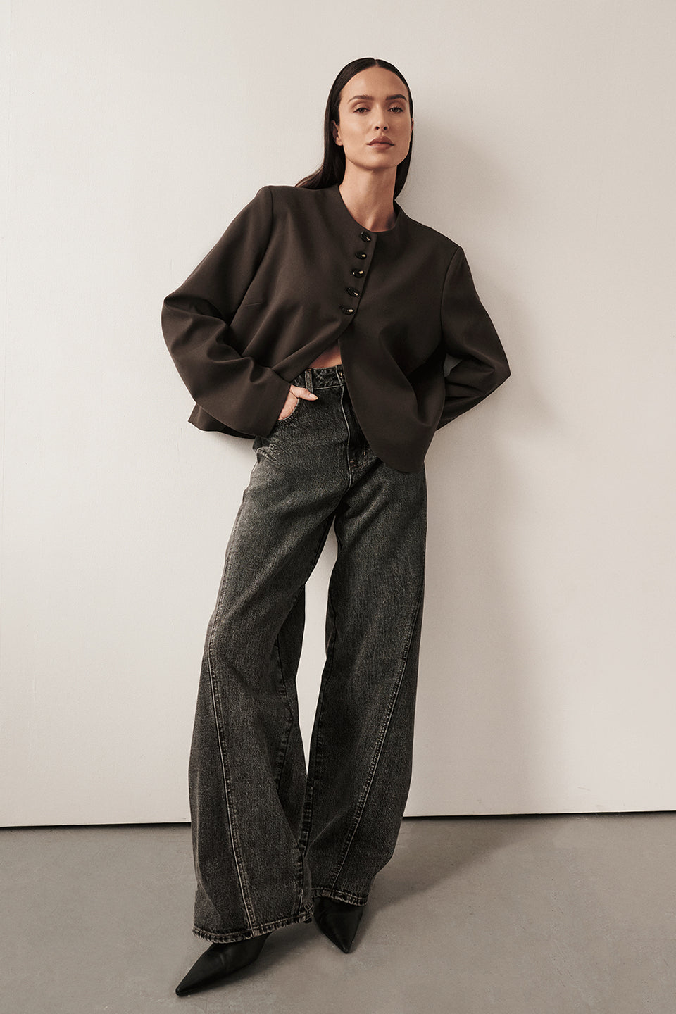 CARSON WASHED BLACK TALL WIDE LEG JEAN