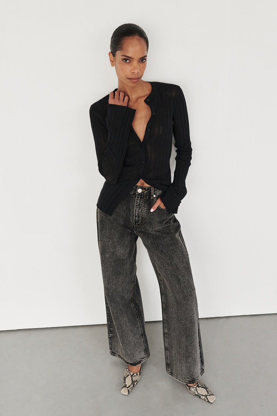 REAGAN 2.0 WASHED BLACK SLOUCHY JEAN