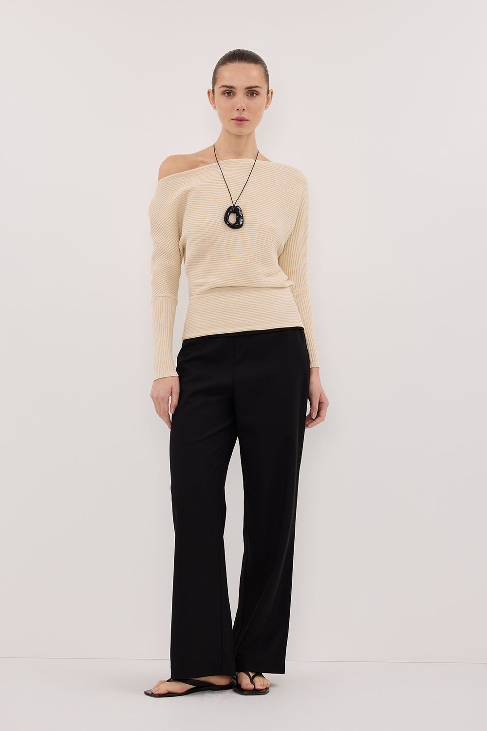 SAGE NATURAL BOAT NECK KNIT TOP – DISSH