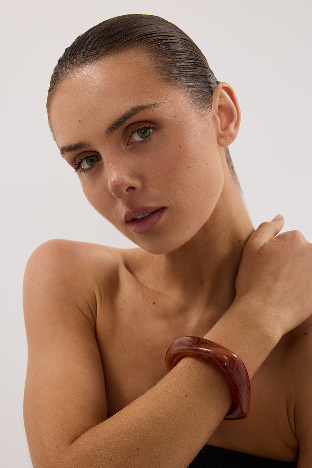 ANNA ROSSI NEED IT NOW BANGLE MOCHA