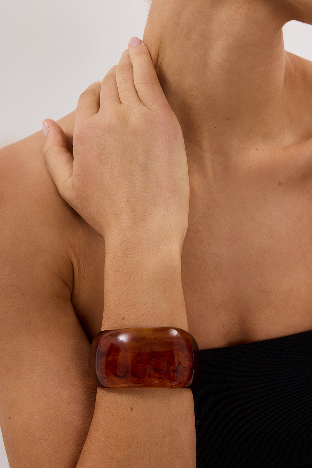 ANNA ROSSI OBSESSED SMOKE BANGLE