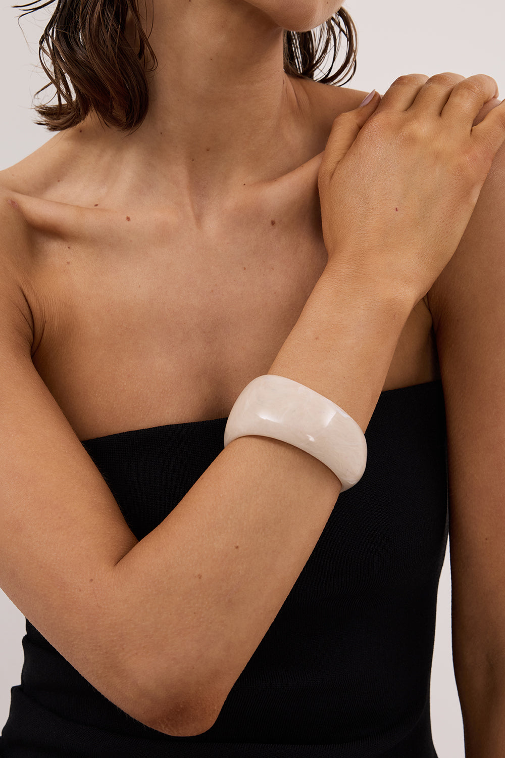 ANNA ROSSI OBESESSED CREAM BANGLE