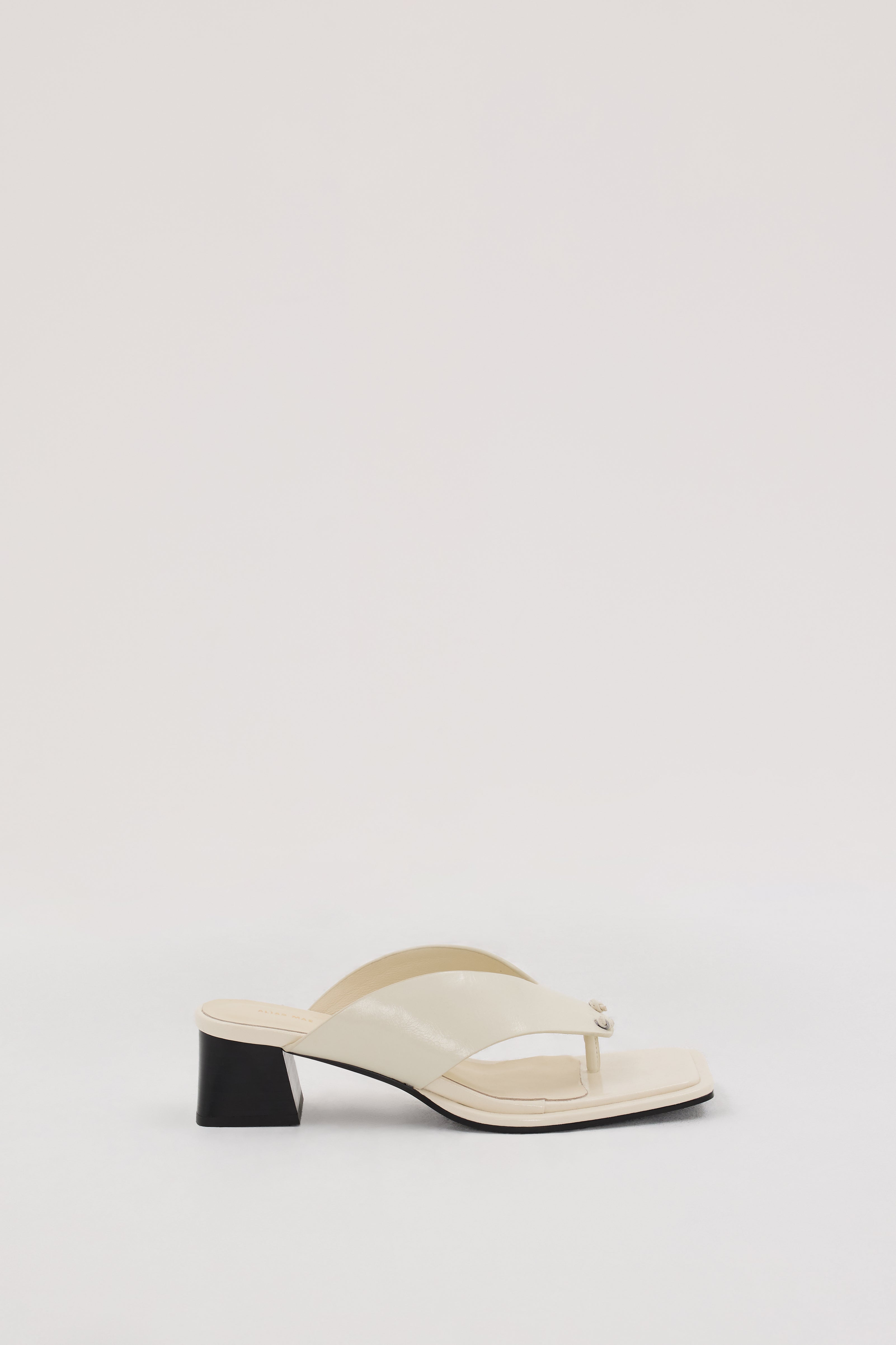 ALIAS MAE ALINA HEEL BONE