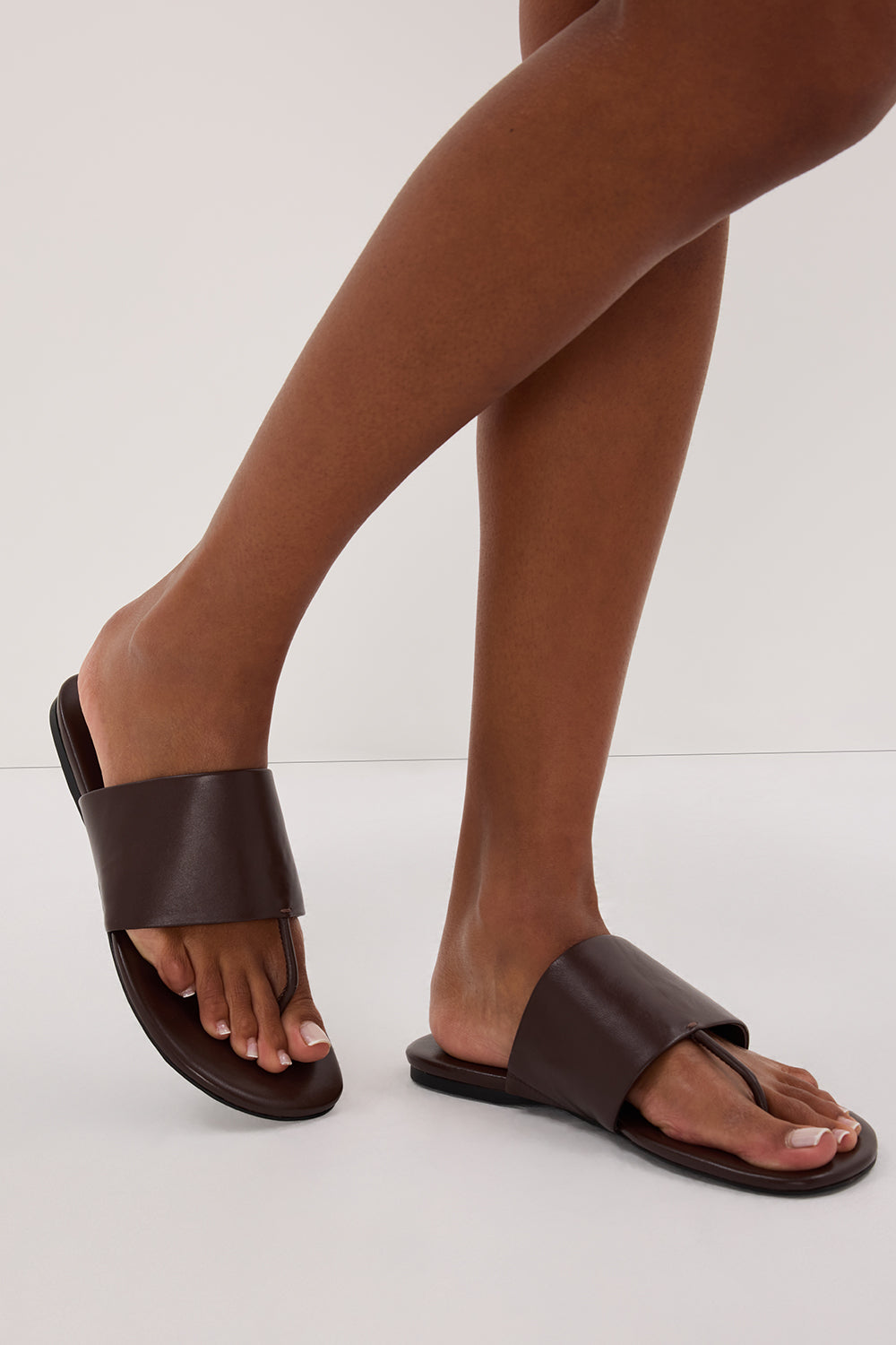 ALIAS MAE HEANIE CHOC THONG