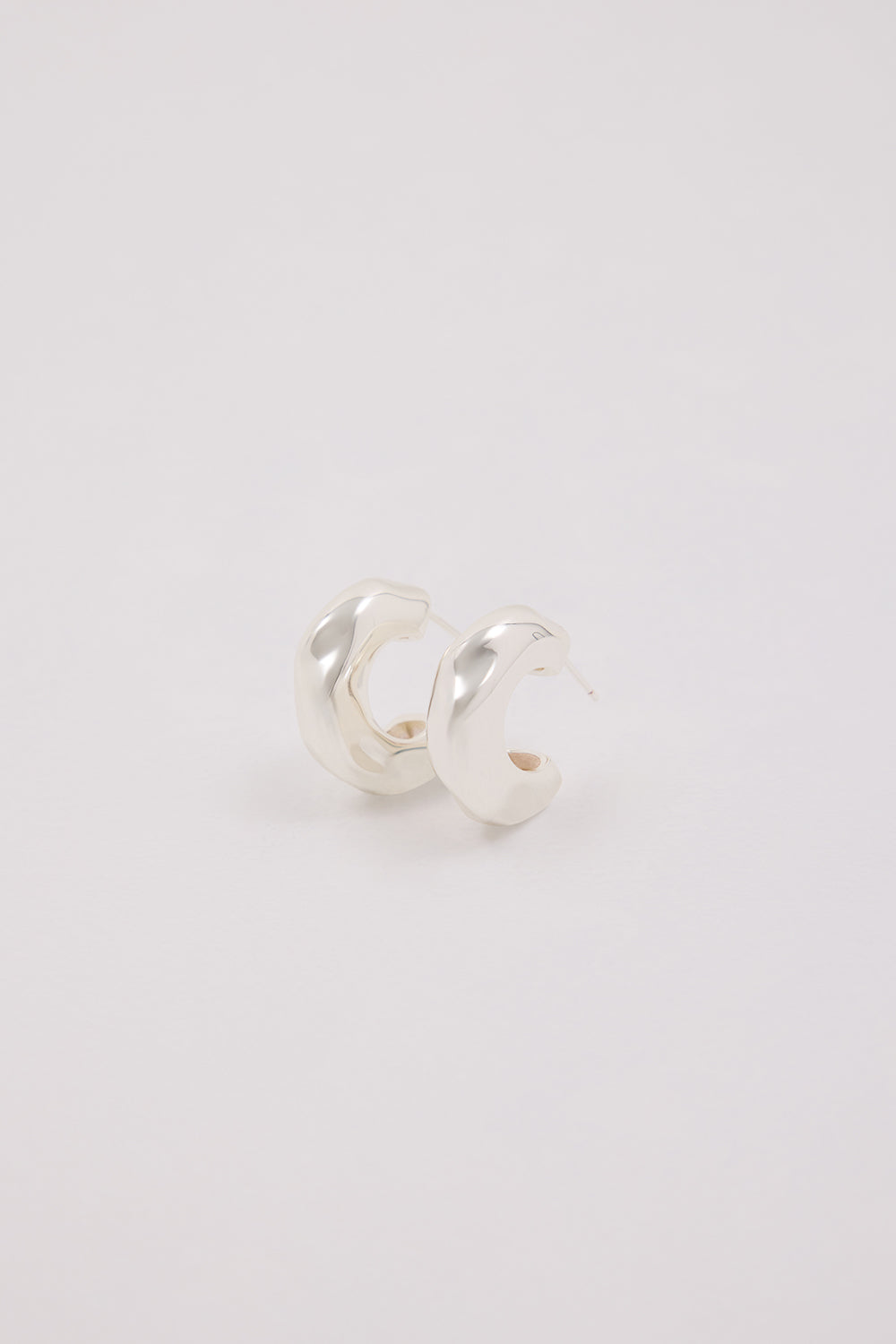 F+H SILVER HAMMERED CHUBBY HOOPS