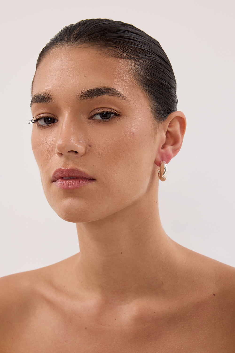 F+H SILVER HAMMERED CHUBBY HOOPS