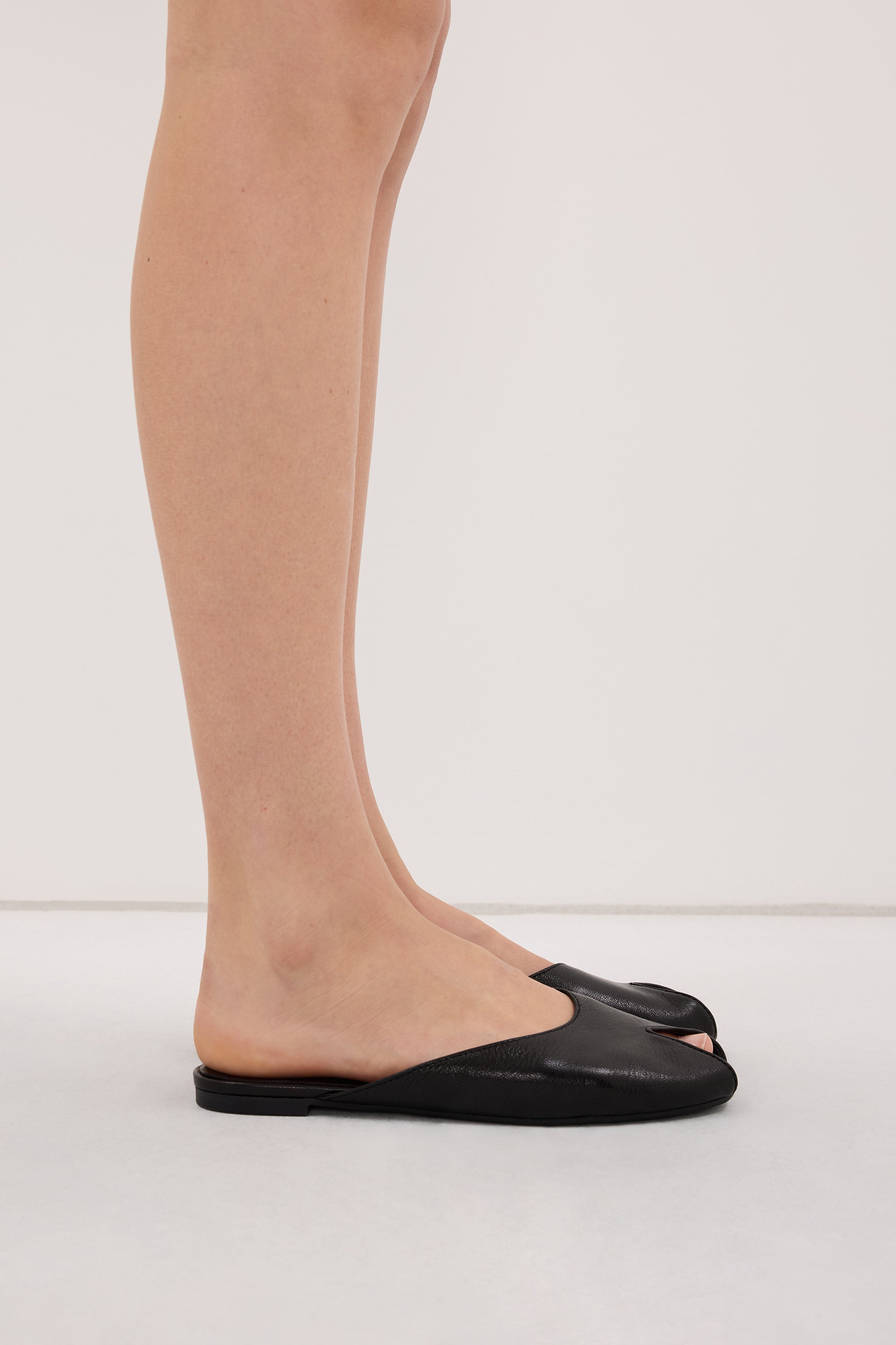 SENSO COLETTE EBONY PEEPTOE FLAT