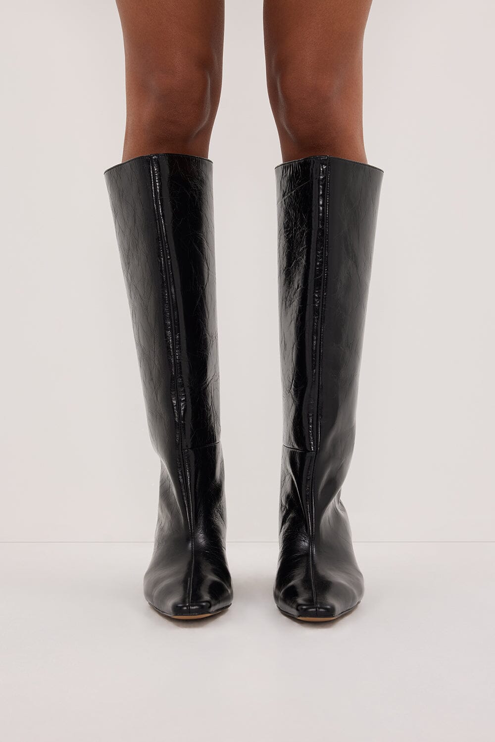 ALIAS MAE CRAWFORD OILY BLACK BOOT