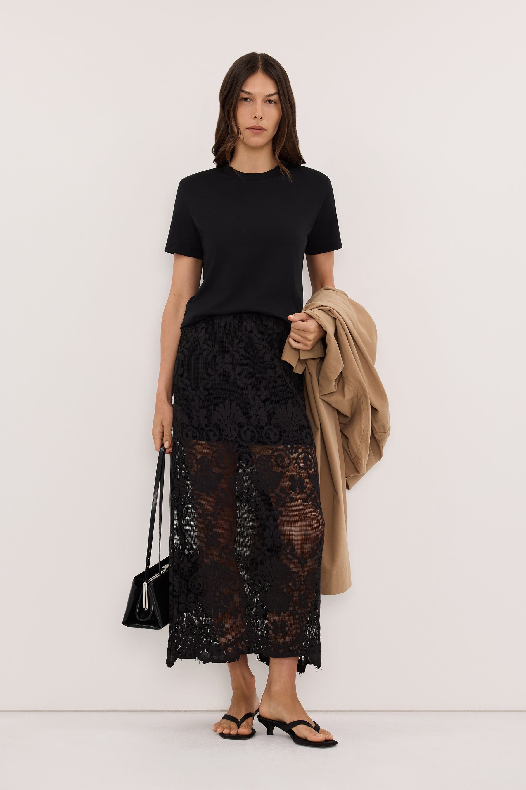 REINA BLACK LACE SKIRT – DISSH