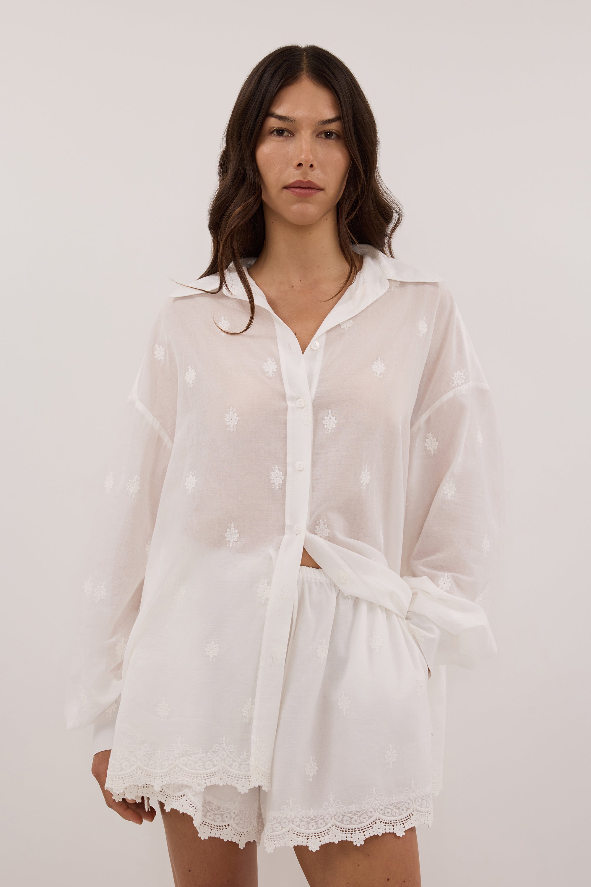 SIERRA WHITE COTTON SHORT - PRE ORDER
