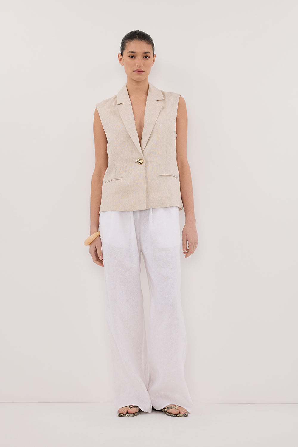 SELAH NATURAL LINEN SLEEVELESS VEST