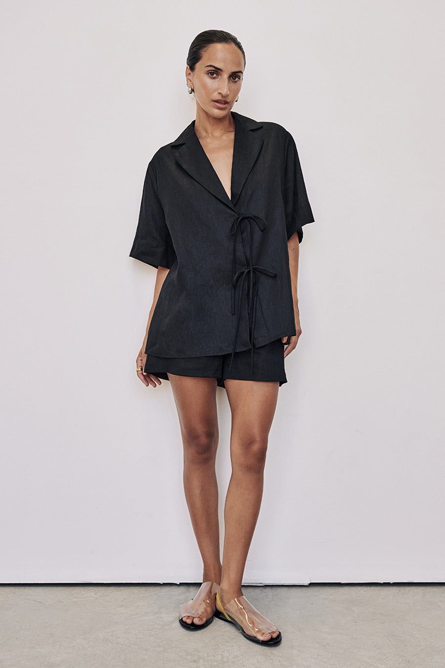 EMELIA BLACK LINEN WRAP SHIRT