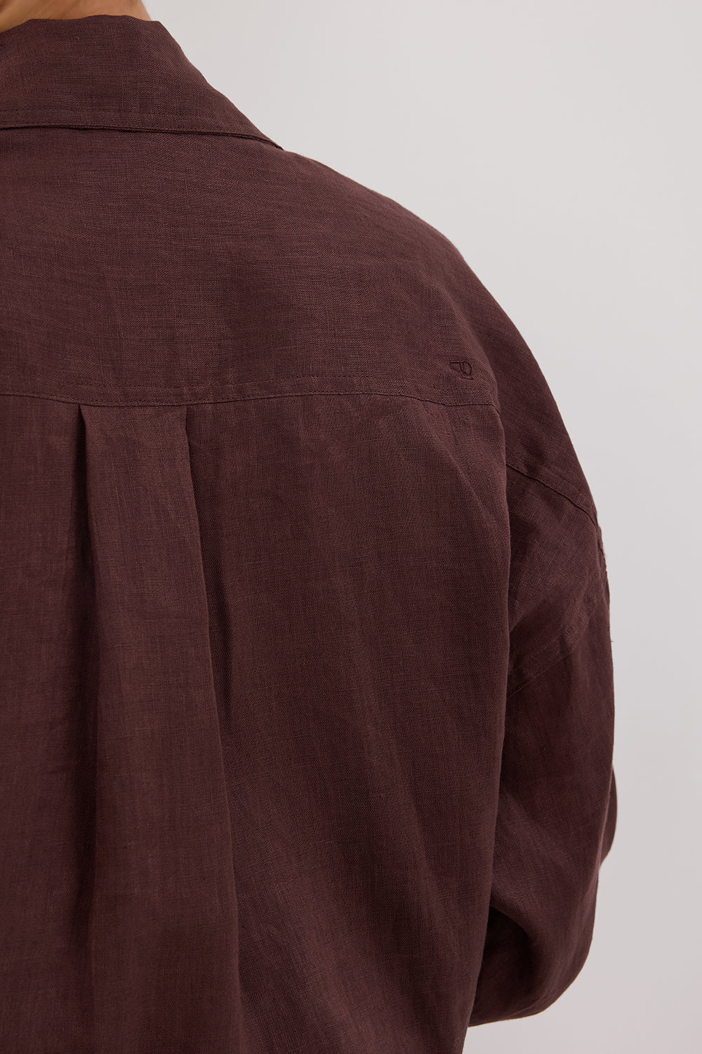 LUNE WALNUT OVERSIZED LINEN SHIRT