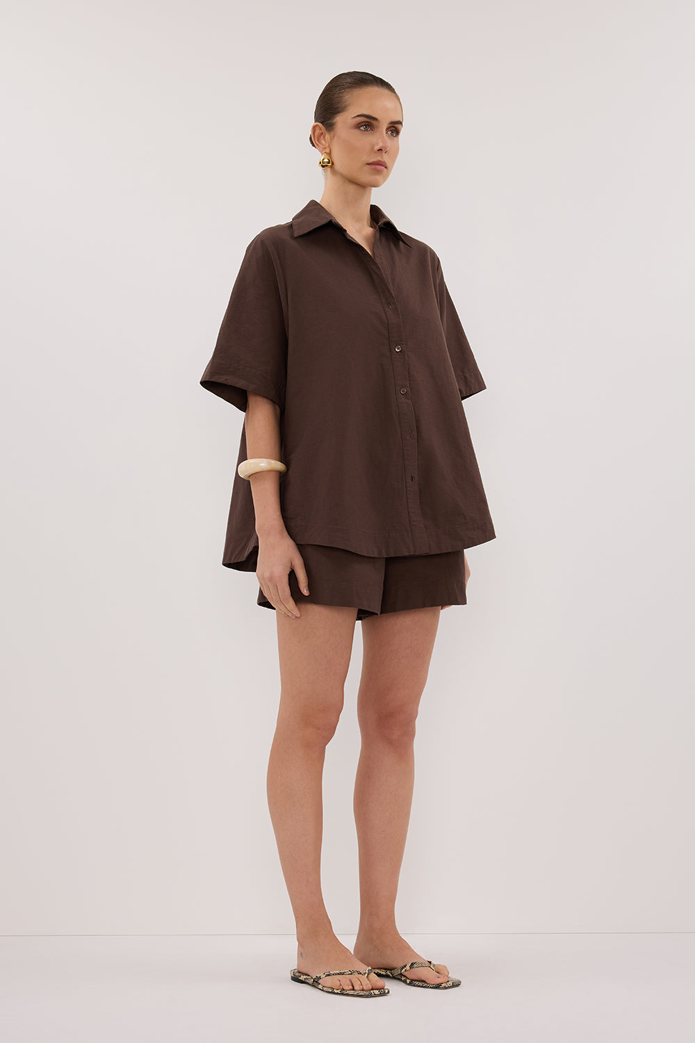 ELARA CHOCOLATE OVERSIZED SHORT SLEEVE SHIRT