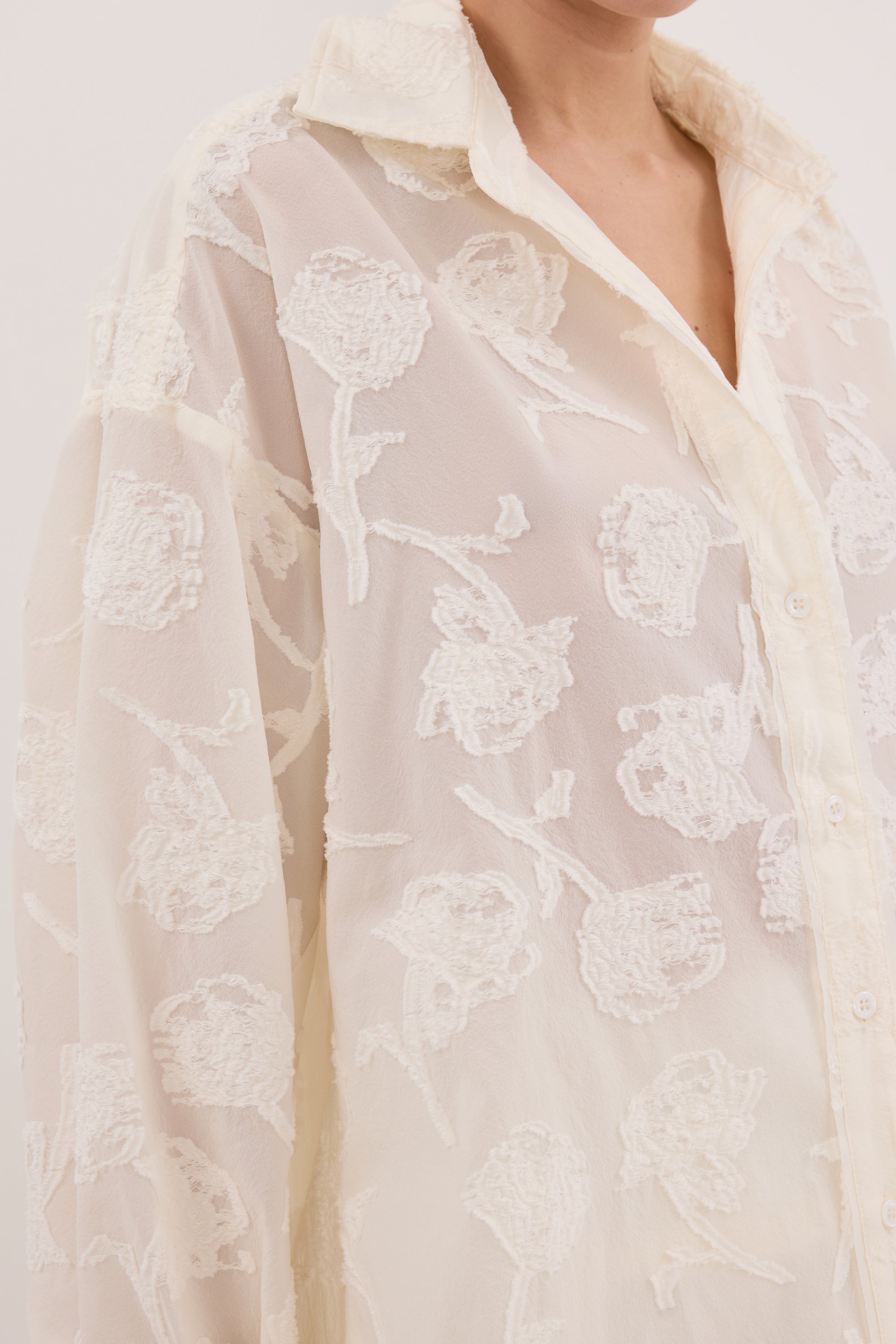 AZALEA OFF WHITE JACQUARD LONG SLEEVE SHIRT