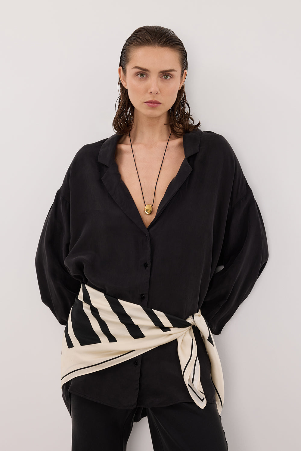 LUCILLE BLACK LONG SLEEVE CUPRO SHIRT