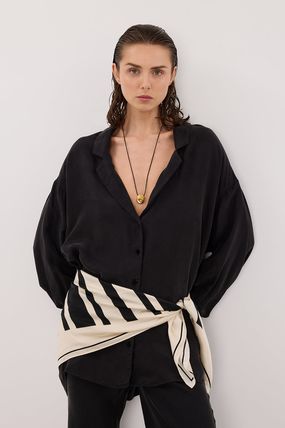 LUCILLE BLACK LONG SLEEVE CUPRO SHIRT