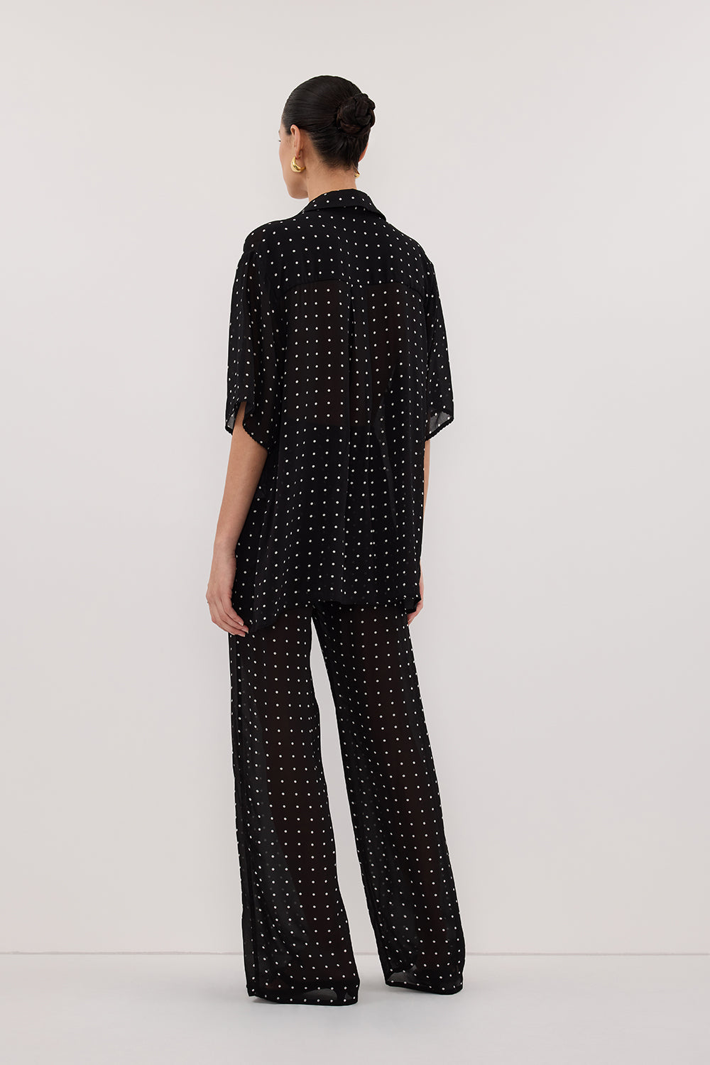 VANESSA BLACK SHORT SLEEVE RESORT SHIRT