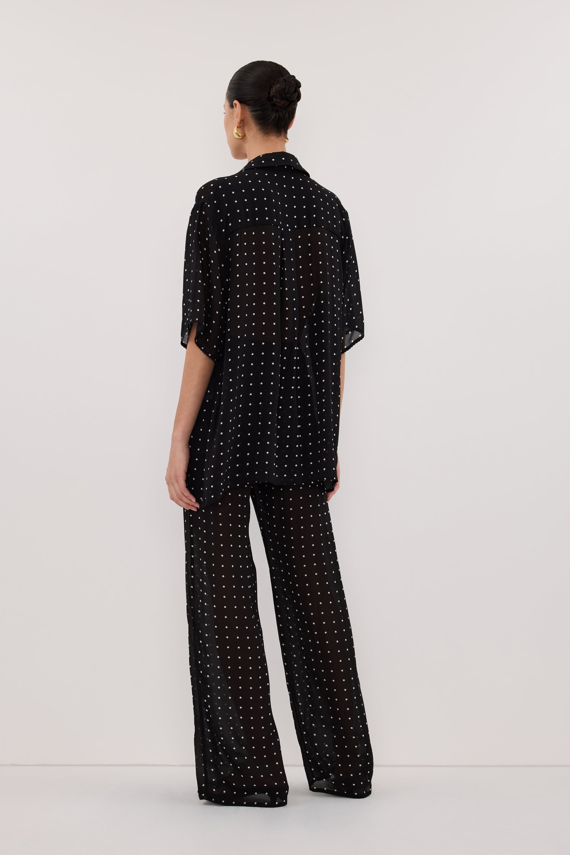 VANESSA BLACK OVERSIZED SHORT SLEEVE RESORT SHIRT