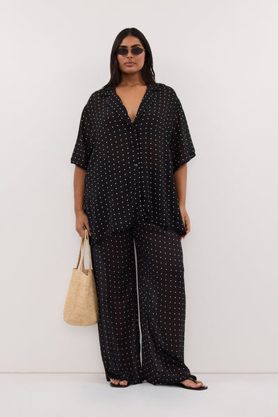 Shanaya wearing VANESSA BLACK SPOT PANT