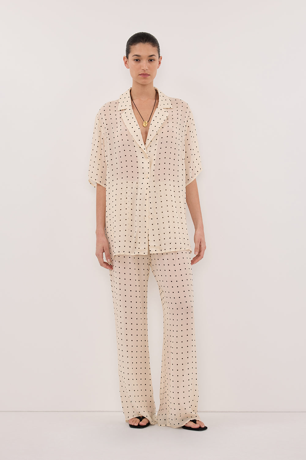 VANESSA SANDSTONE OVERSIZED SHORT SLEEVE RESORT SHIRT