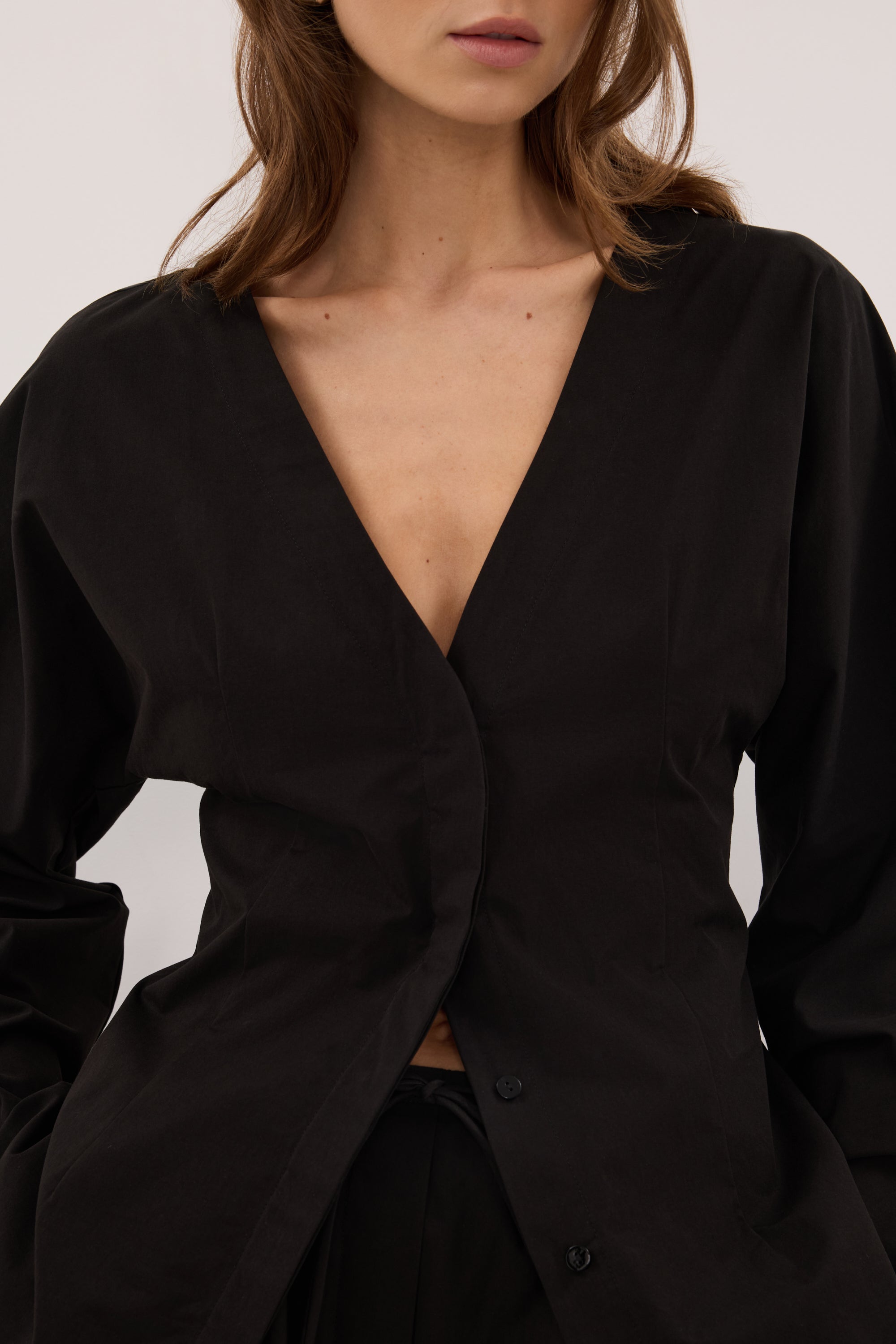 EDENA BLACK COTTON FITTED SHIRT