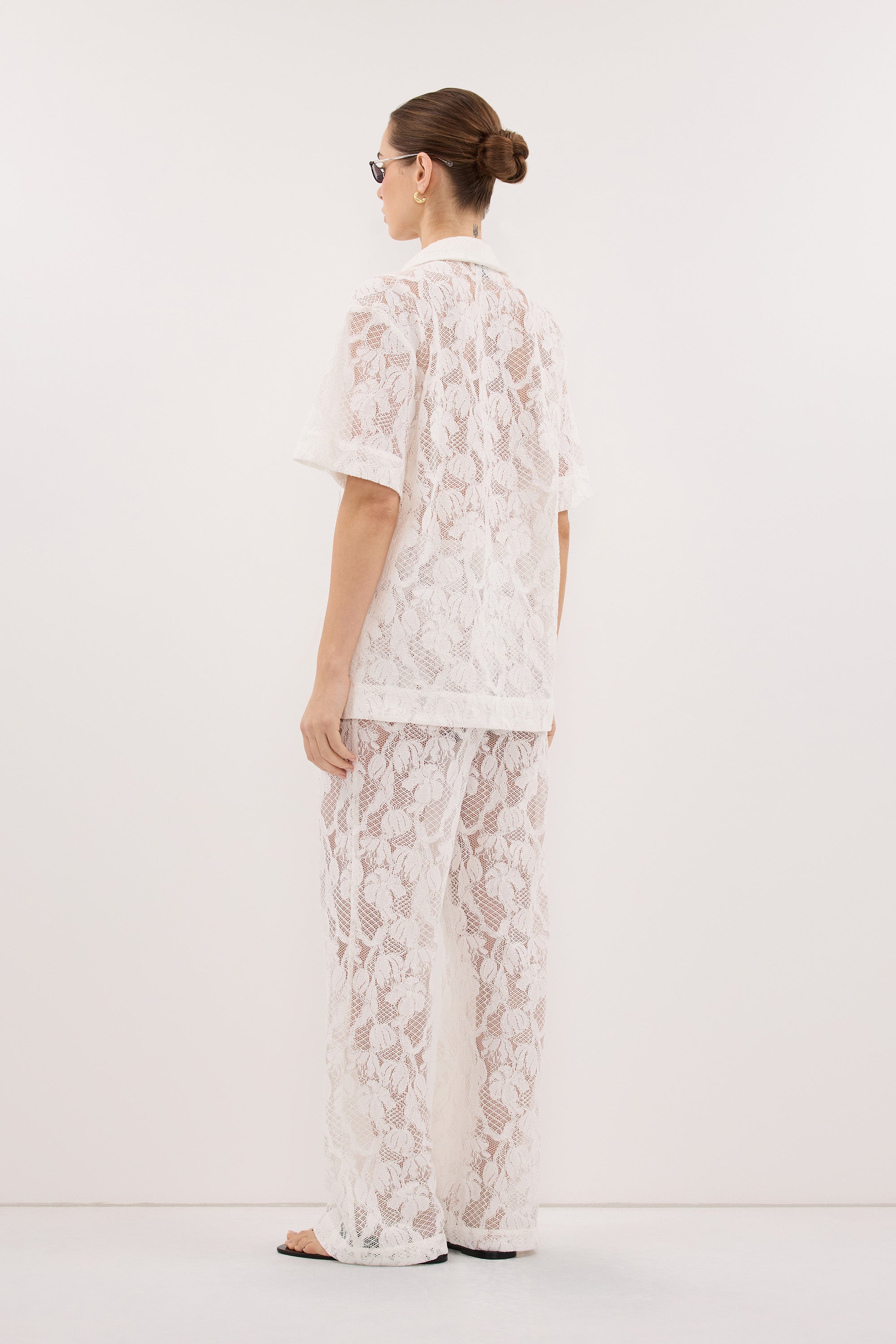 LUCINE WHITE LACE COLLARED SHIRT