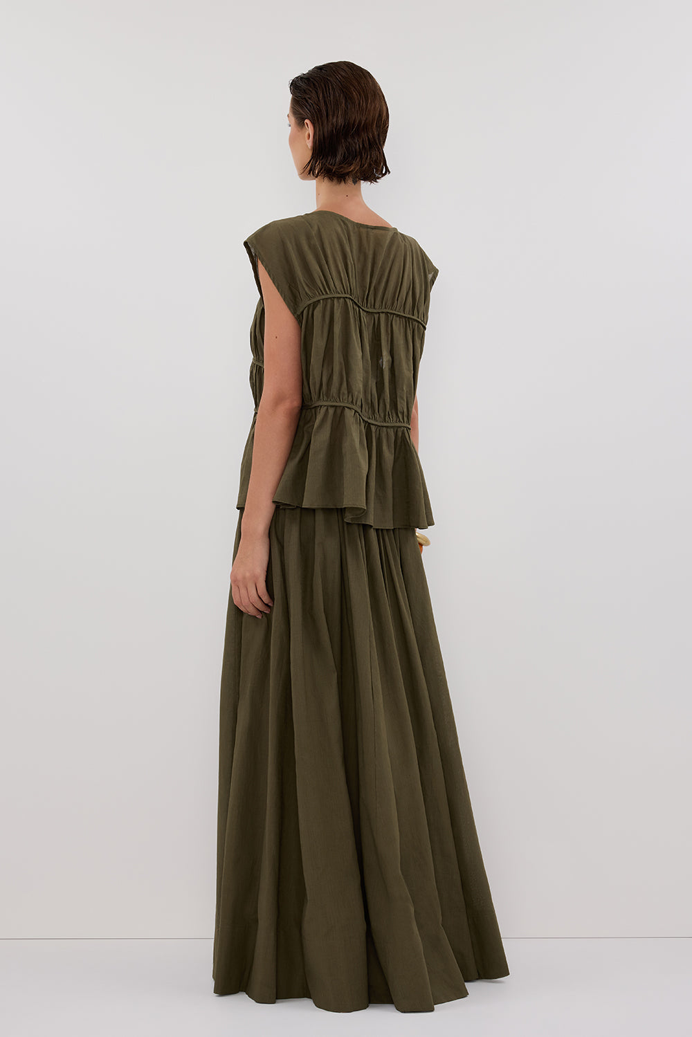 FLYNN OLIVE LINEN BLEND TIERED TOP