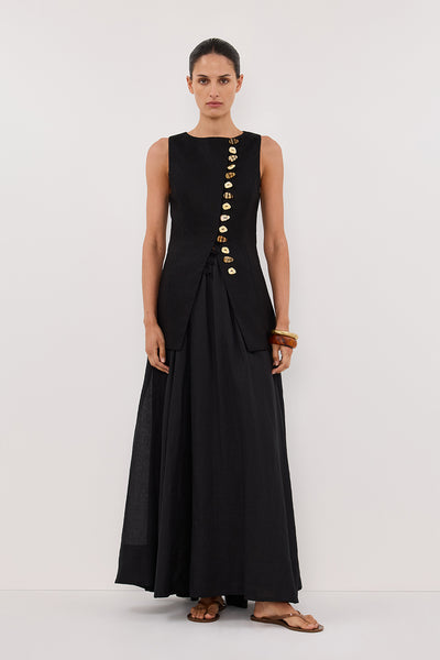 Adrienne wearing BAYLEE BLACK SLEEVELESS LINEN TOP