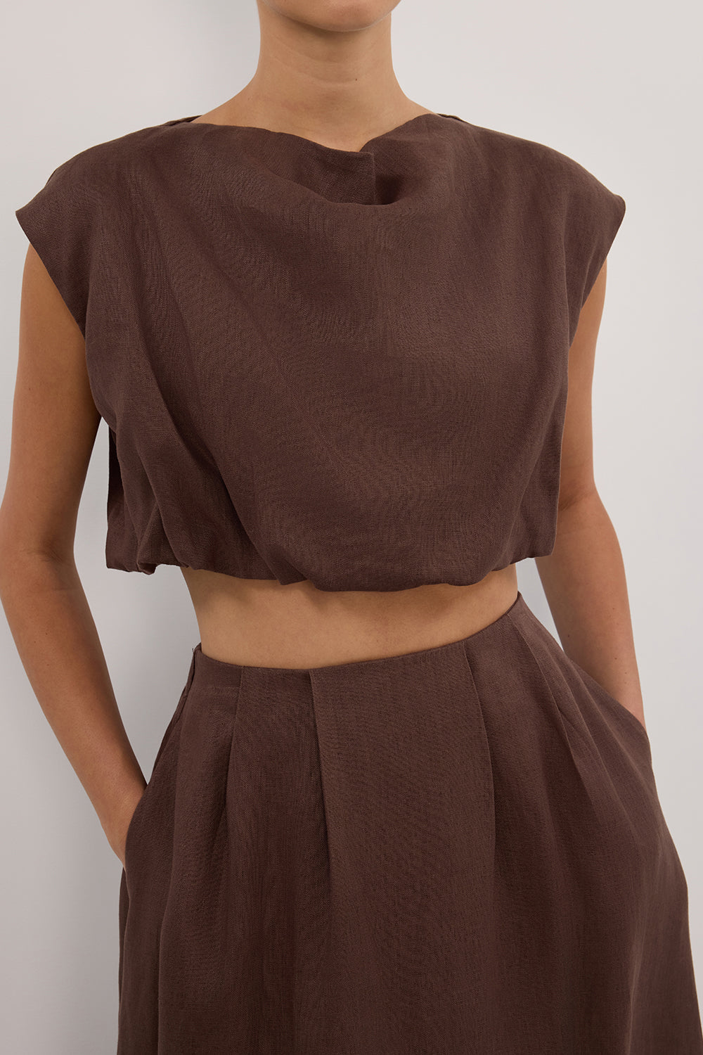 AMY CHOC LINEN BUBBLE TOP