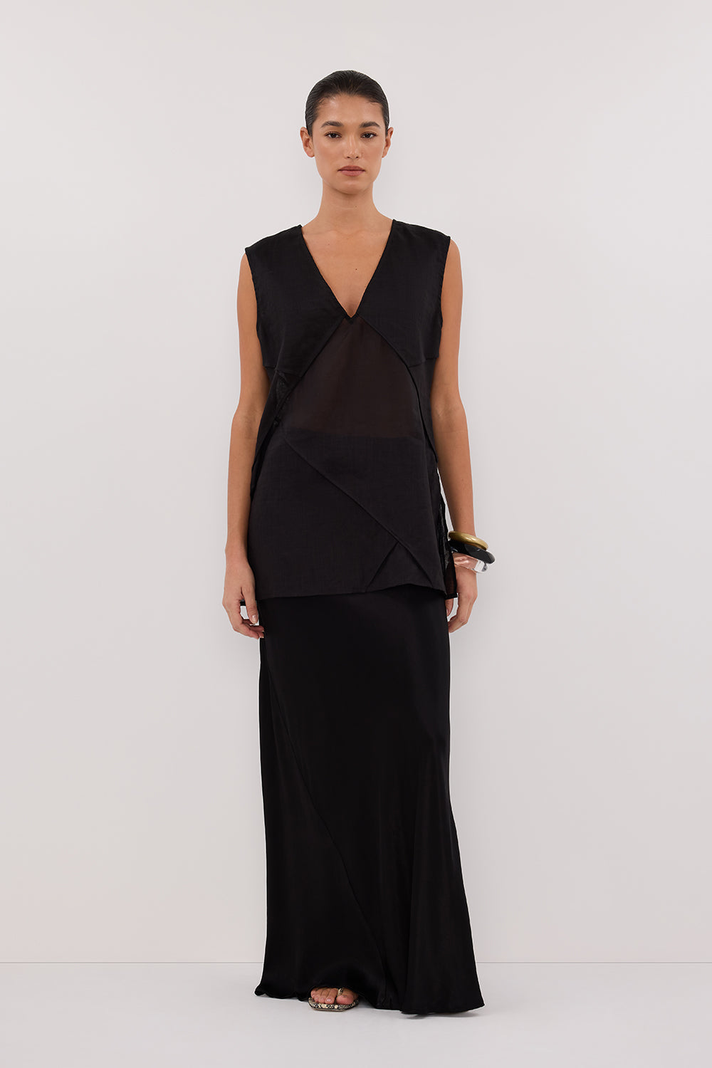 CARMEL BLACK RAMIE V NECK TOP