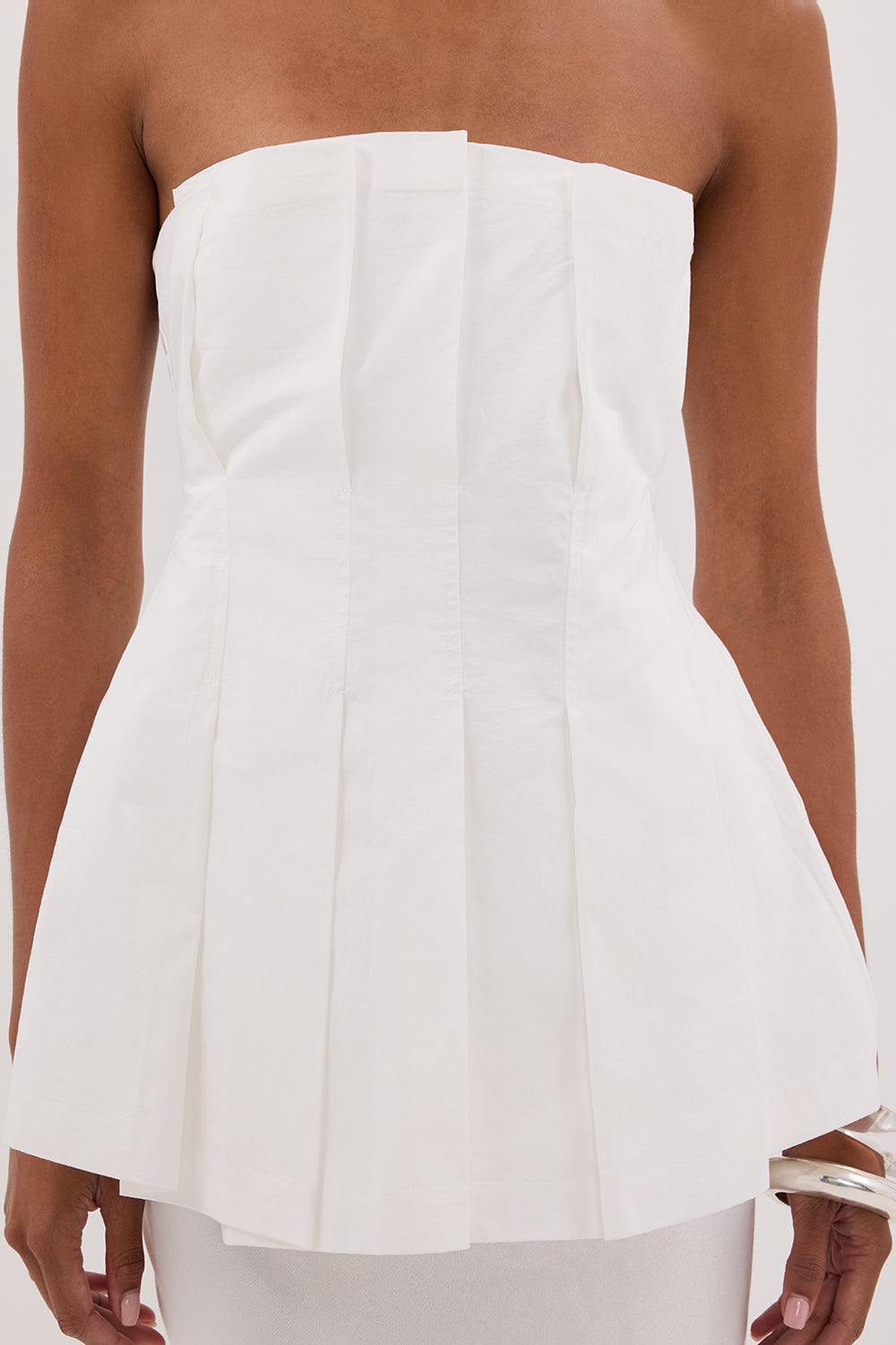 LILLY WHITE PLEATED STRAPLESS TOP