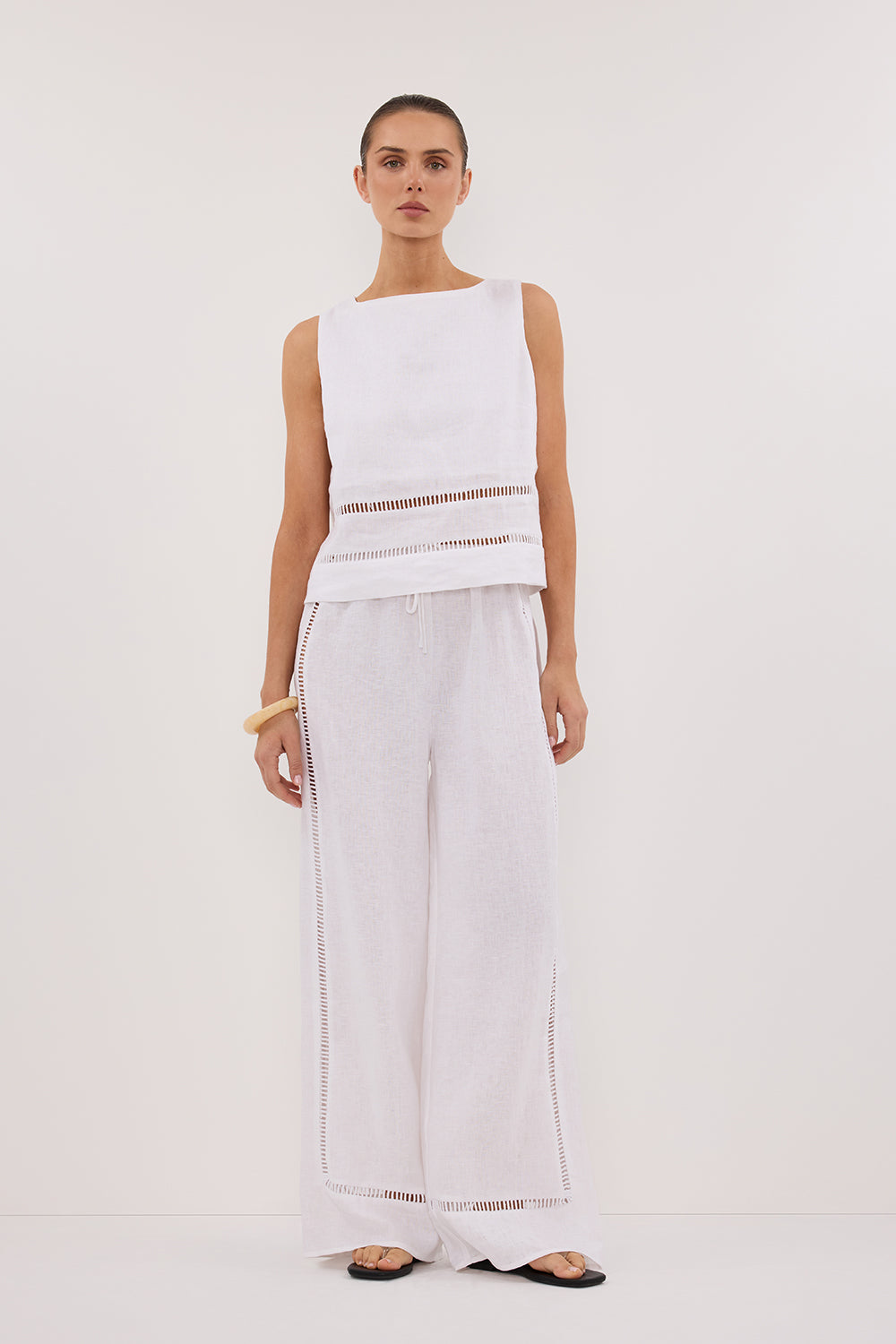 LINDSAY WHITE LINEN BOXY TOP