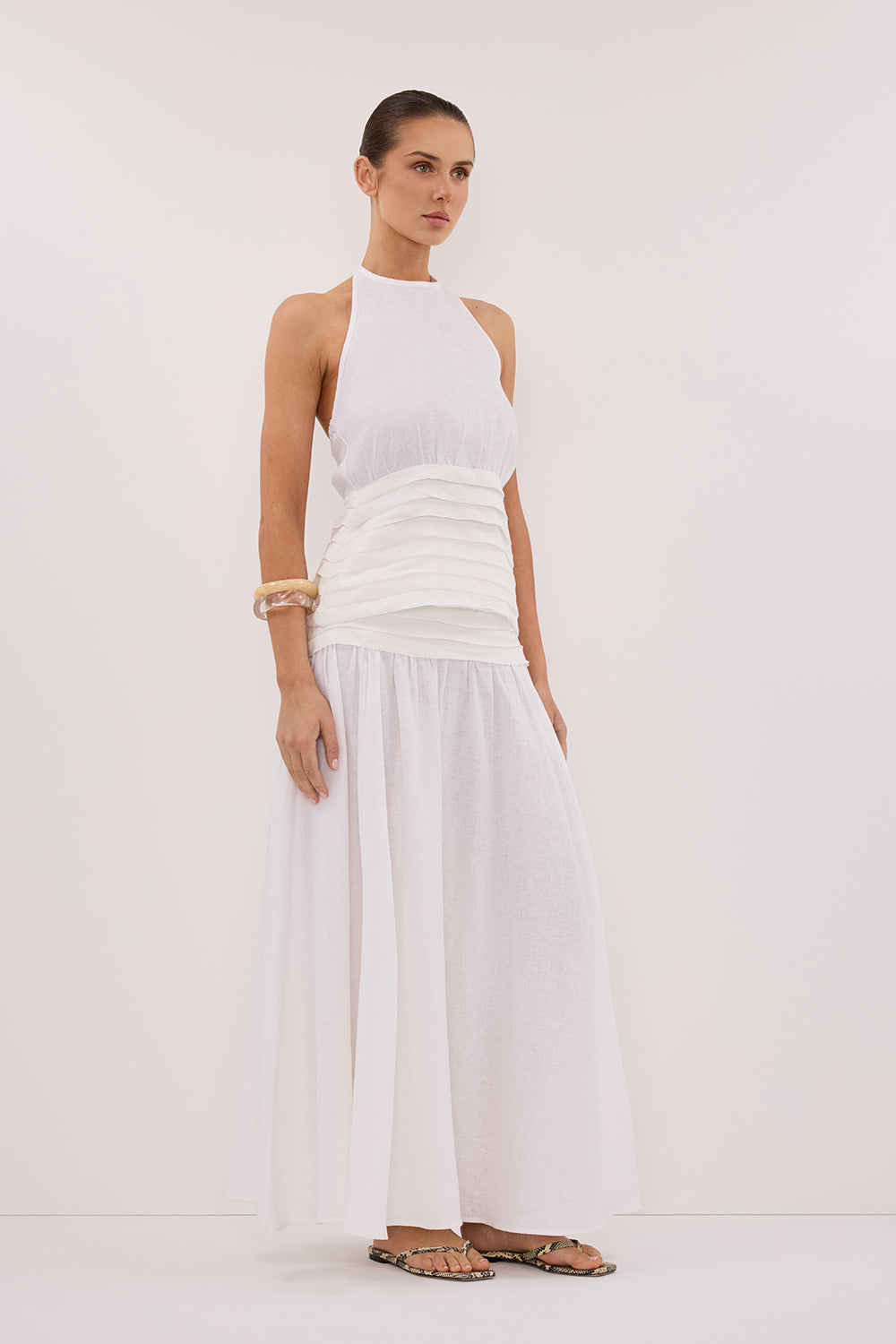 HALLIE WHITE LINEN HALTER TOP HALLIE WHITE LINEN HALTER TOP