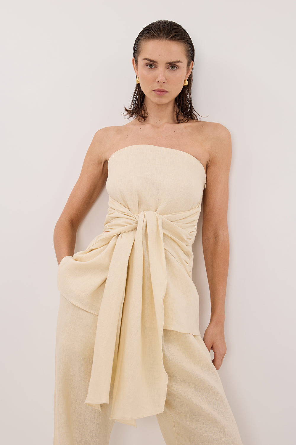 PIPPY BUTTERMILK LINEN STRAPLES TOP PIPPY BUTTERMILK LINEN STRAPLES TOP