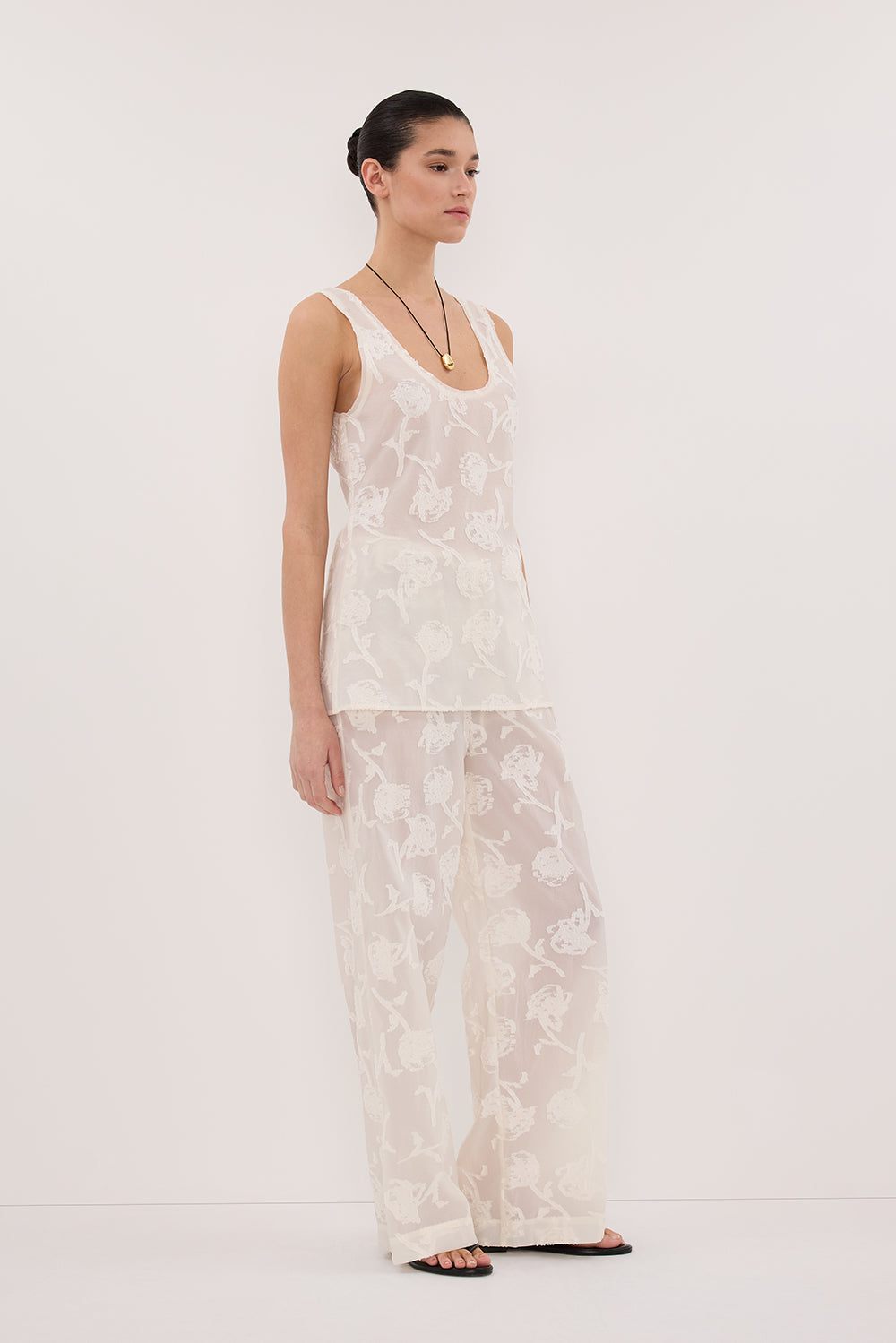 AZALEA OFF WHITE JACQUARD CAMI TOP