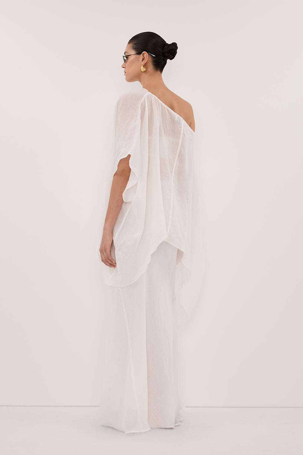 BRIANNE WHITE BATWING RAMIE TOP