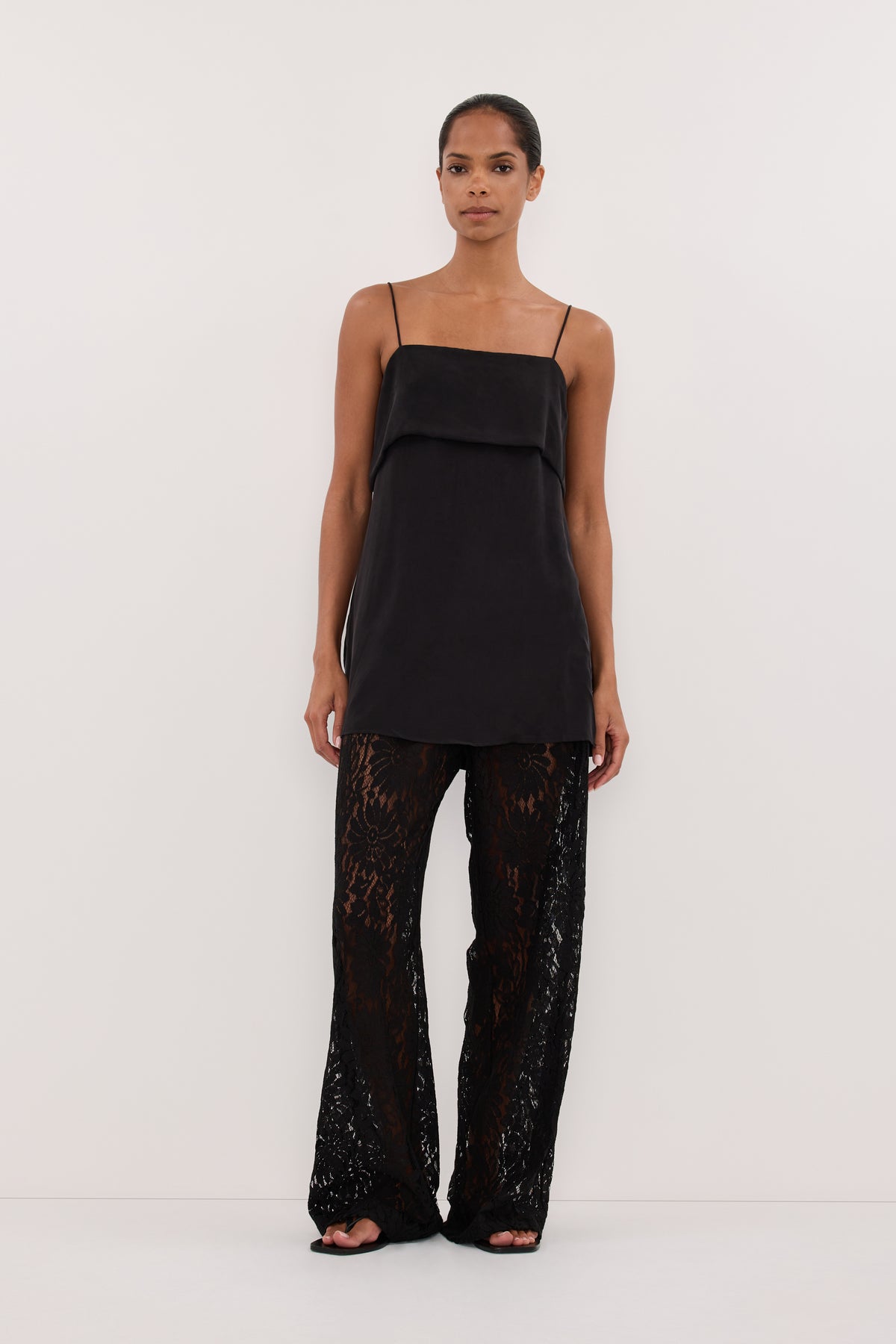 Ida Sleeveless Foldover Cami Top in Black By DISSH クロス＆クロス 