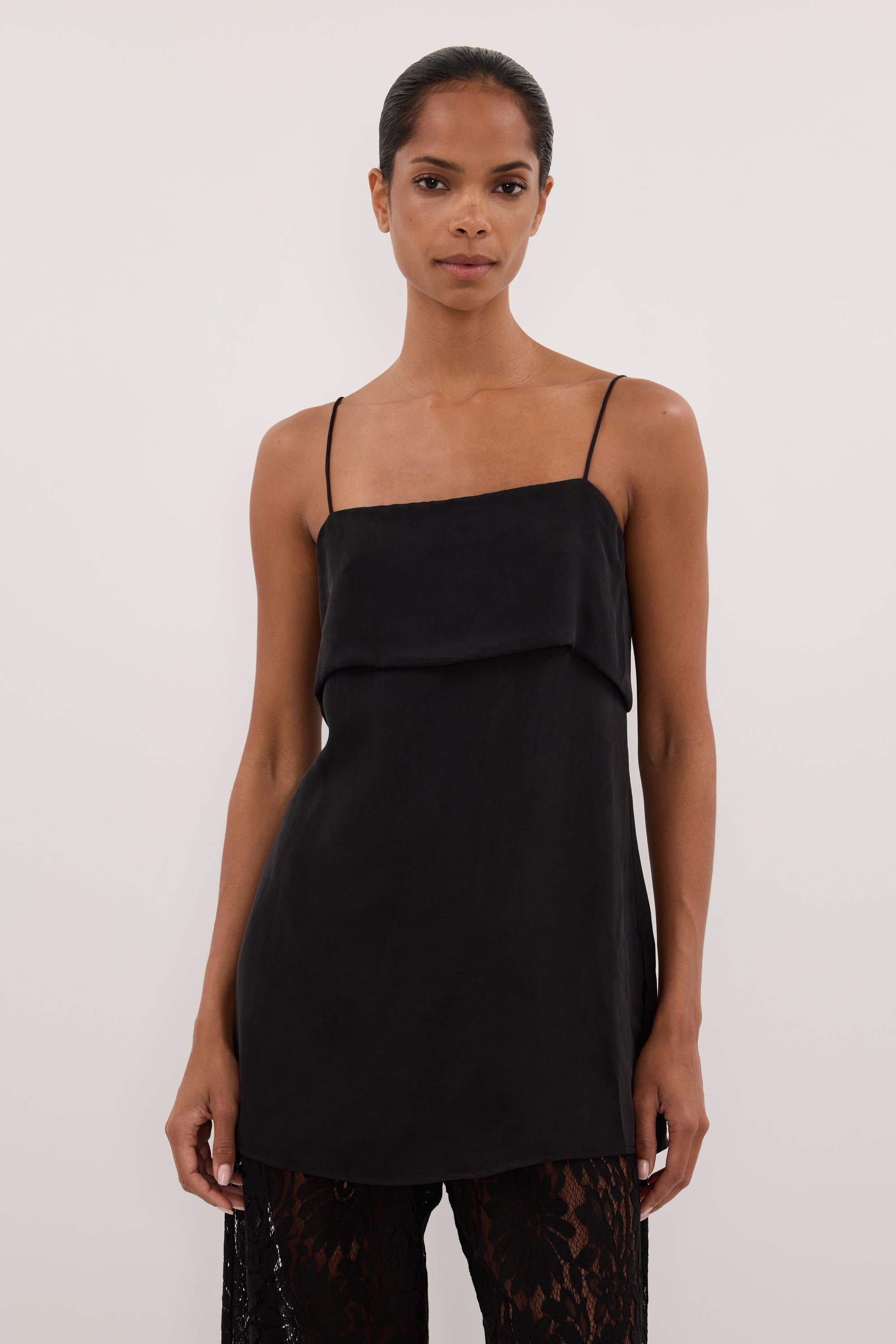 IDA BLACK SLEEVELESS FOLDOVER CAMI TOP