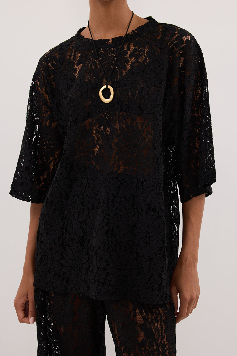 WILMA BLACK LACE TEE