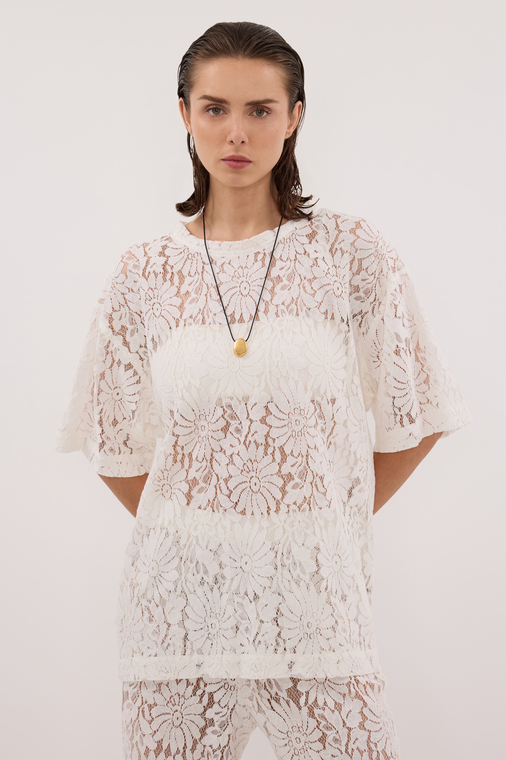 WILMA WHITE LACE TEE – DISSH