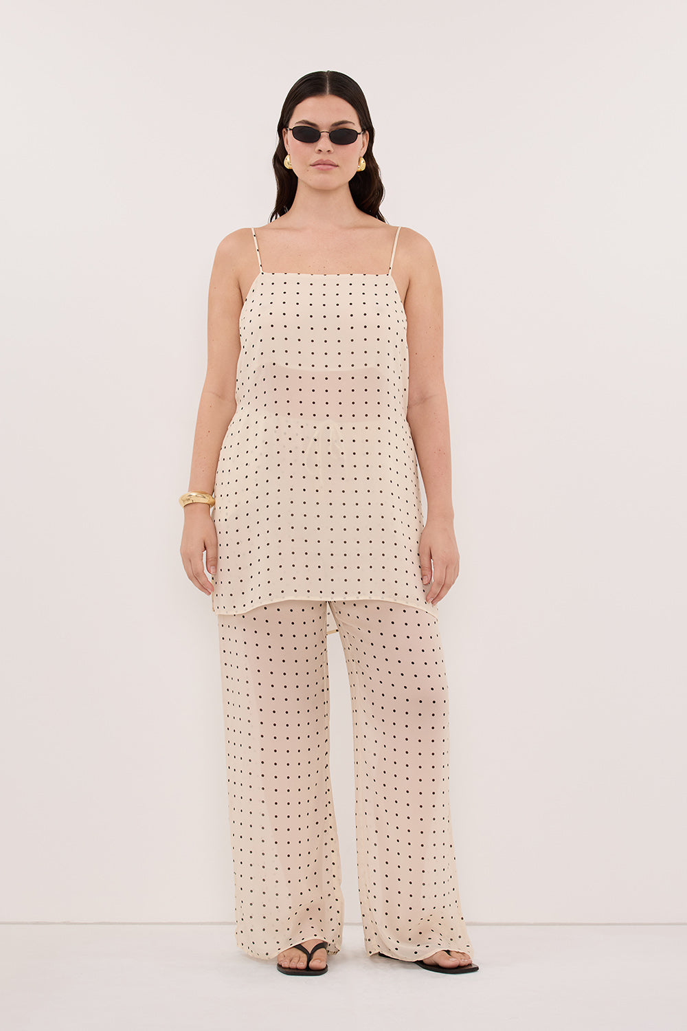 VANESSA SANDSTONE SLEEVELESS SPOT CAMI TOP