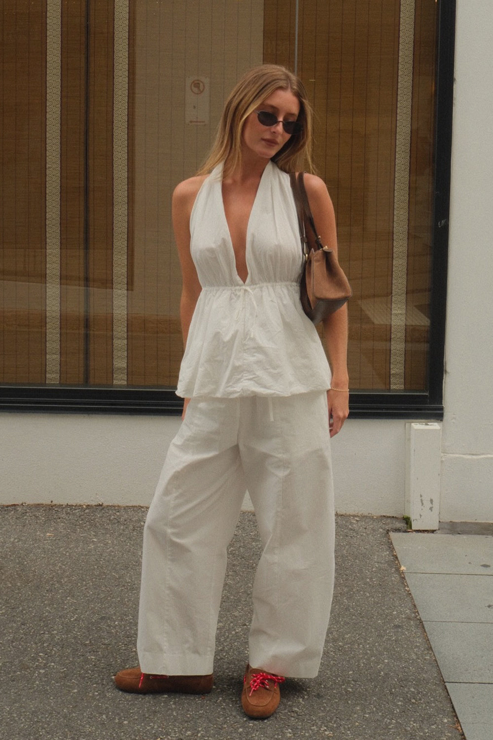 TAMMY WHITE SLEEVELESS COTTON HALTER TOP